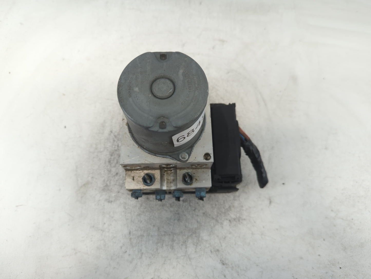 2007-2013 Bmw X5 ABS Pump Control Module Replacement P/N:3451 6793488-02 Fits Fits 2007 2008 2009 2010 2011 2012 2013 2014 OEM Used Auto Parts - Oemusedautoparts1.com