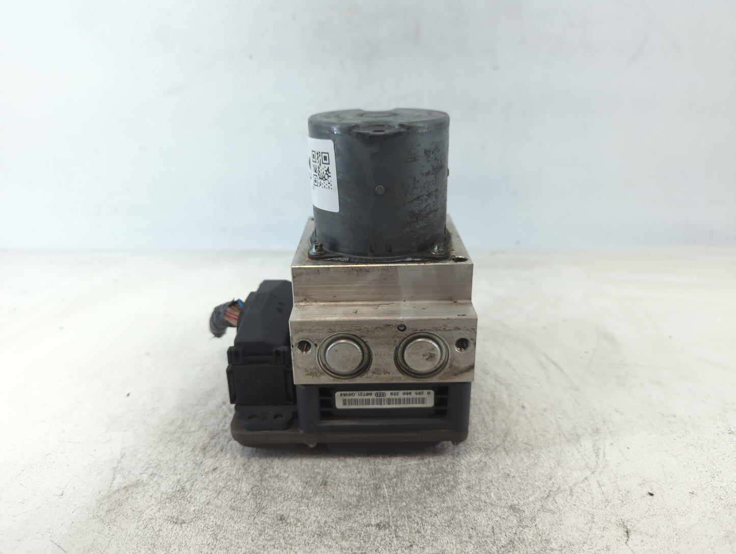 2007-2013 Bmw X5 ABS Pump Control Module Replacement P/N:3451 6793488-02 Fits Fits 2007 2008 2009 2010 2011 2012 2013 2014 OEM Used Auto Parts - Oemusedautoparts1.com