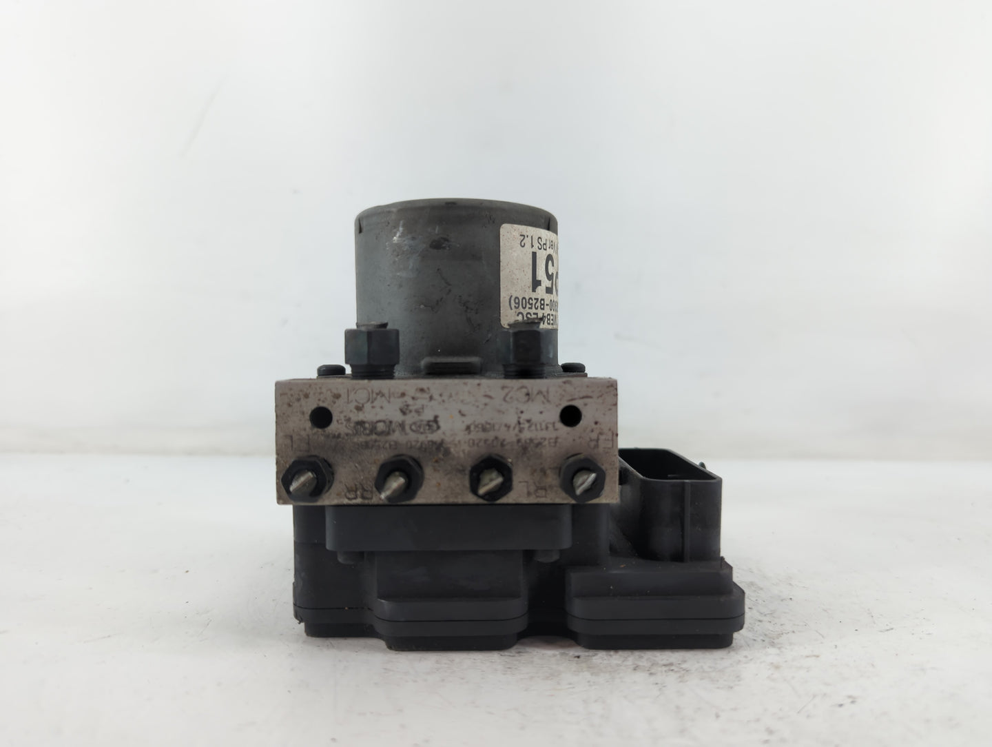 2014-2015 Kia Soul ABS Pump Control Module Replacement P/N:58900-B2506 Fits Fits 2014 2015 OEM Used Auto Parts - Oemusedautoparts1.com