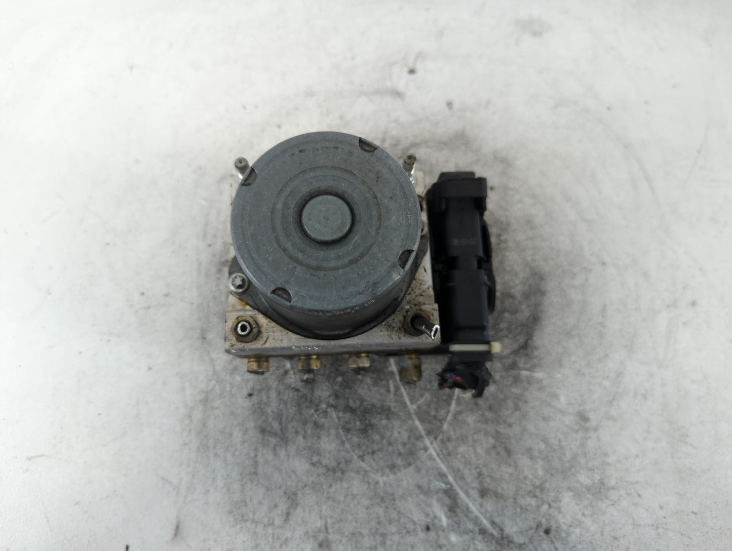 2008-2009 Nissan Altima ABS Pump Control Module Replacement P/N:0 265 231 798 02 47660 JA000 Fits Fits 2008 2009 OEM Used Auto Parts - Oemusedautoparts1.com