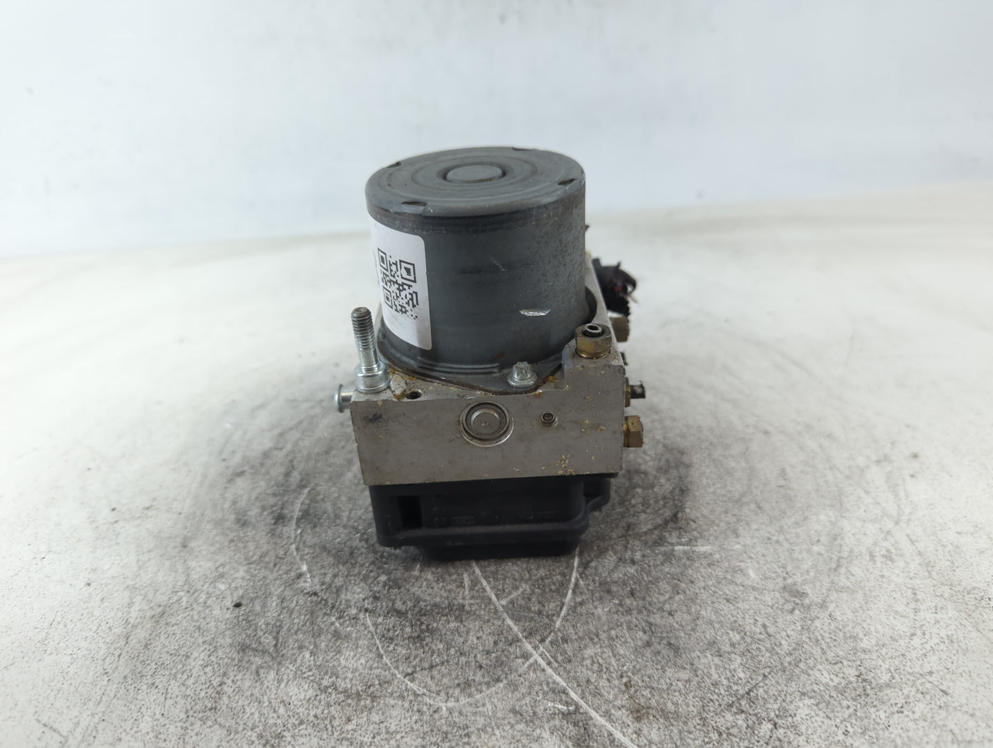 2008-2009 Nissan Altima ABS Pump Control Module Replacement P/N:0 265 231 798 02 47660 JA000 Fits Fits 2008 2009 OEM Used Auto Parts - Oemusedautoparts1.com