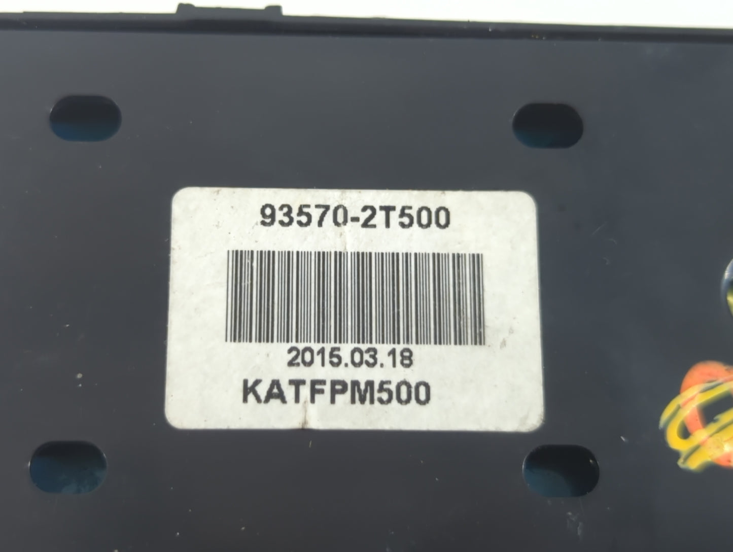 2012-2015 Chevrolet Captiva Sport Master Power Window Switch Replacement Driver Side Left P/N:93570-2T500 Fits OEM Used Auto Parts - Oemusedautoparts1.com