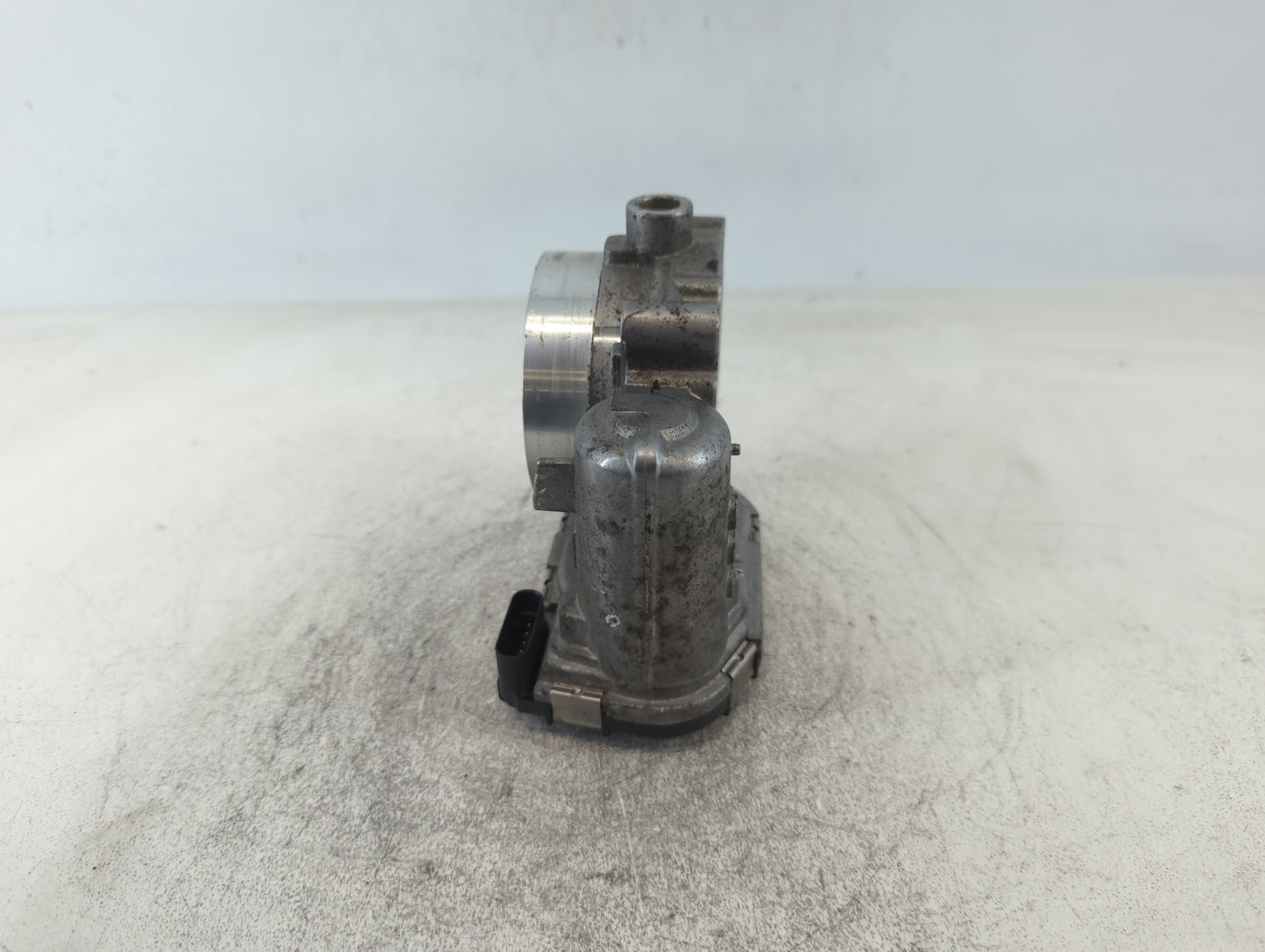 2011-2022 Dodge Charger Throttle Body P/N:05184 349AC 0 280 750 570 Fits OEM Used Auto Parts - Oemusedautoparts1.com