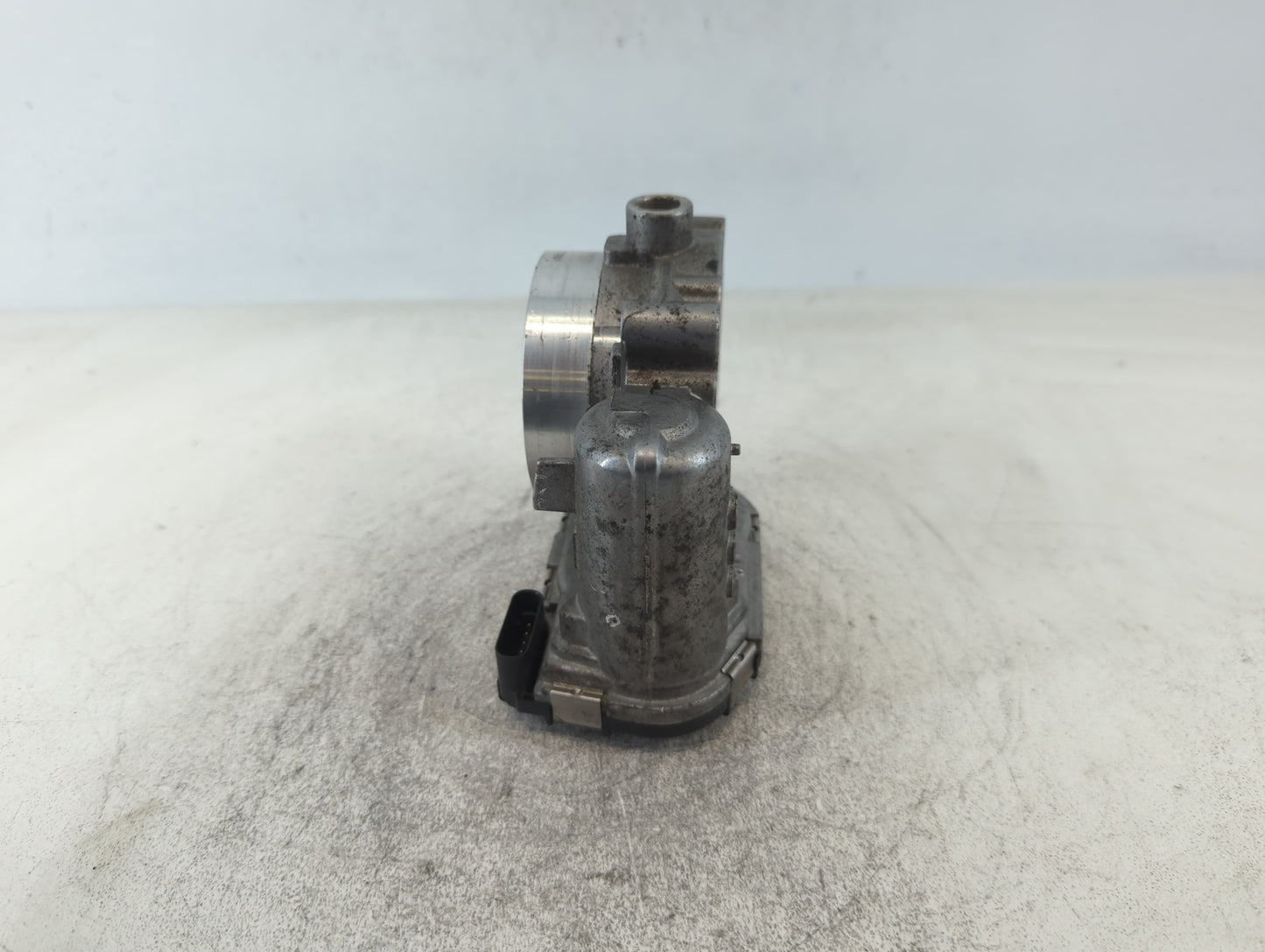 2011-2022 Dodge Charger Throttle Body P/N:05184 349AC 0 280 750 570 Fits OEM Used Auto Parts - Oemusedautoparts1.com