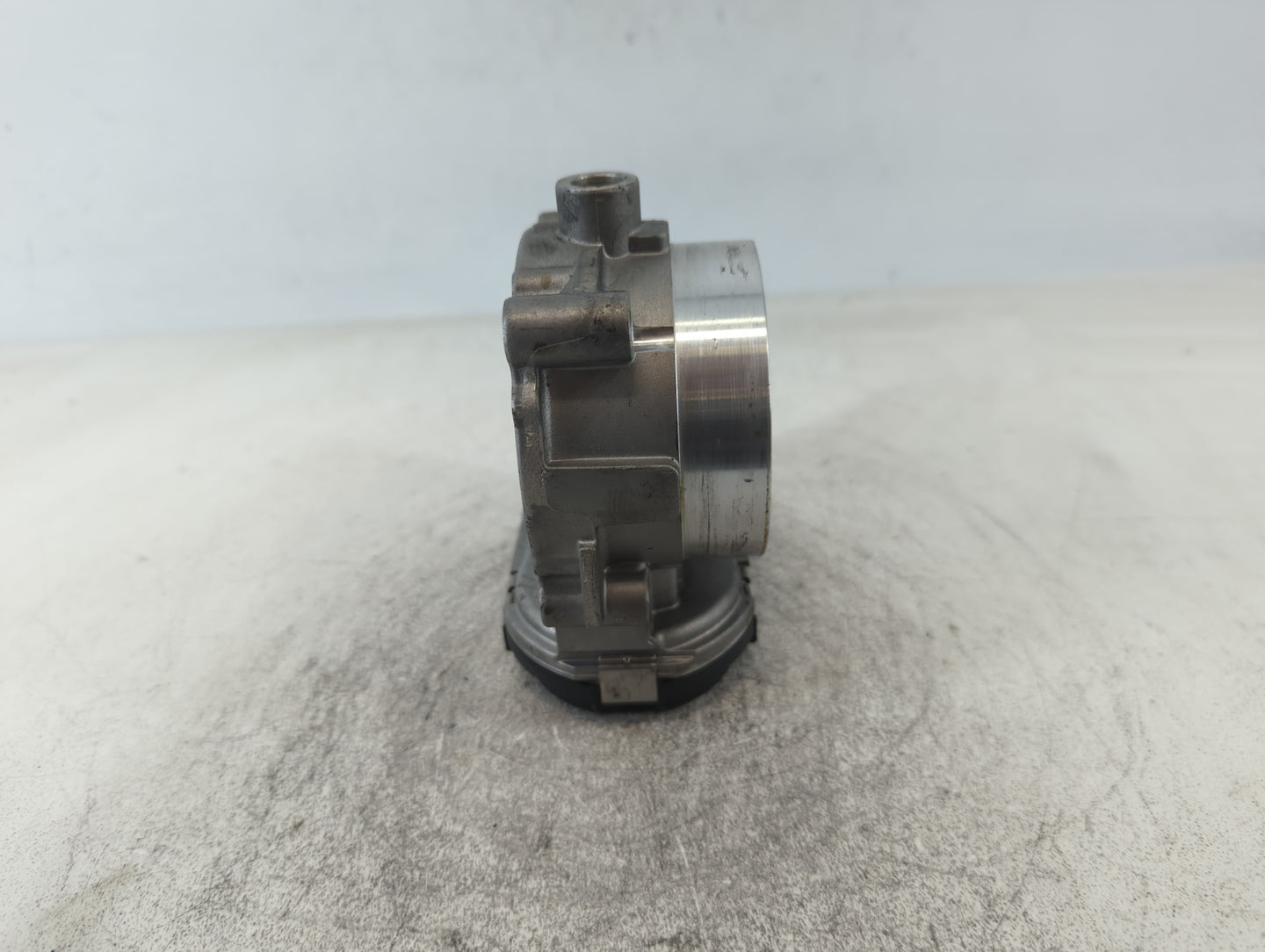 2011-2022 Dodge Charger Throttle Body P/N:05184 349AC 0 280 750 570 Fits OEM Used Auto Parts - Oemusedautoparts1.com