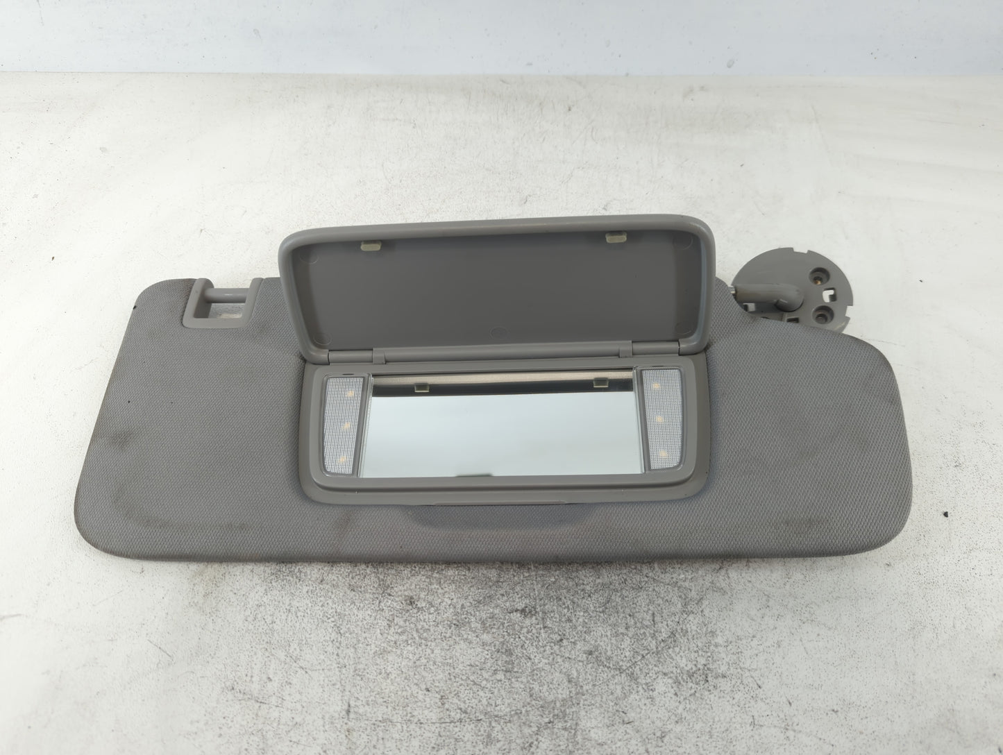2019 Gmc Terrain Sun Visor Shade Replacement Passenger Right Mirror Fits OEM Used Auto Parts - Oemusedautoparts1.com