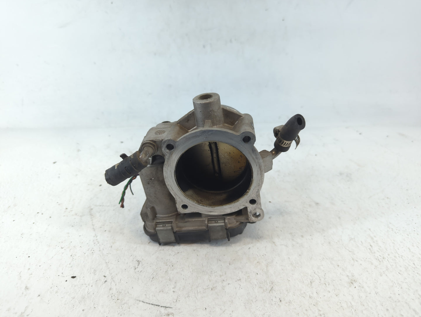 2007-2011 Cadillac Srx Throttle Body Fits Fits 2007 2008 2009 2010 2011 2012 OEM Used Auto Parts - Oemusedautoparts1.com