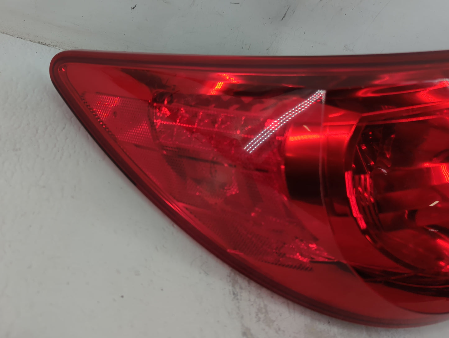 2009 Chevrolet Traverse Tail Light Assembly Driver Left OEM Fits OEM Used Auto Parts - Oemusedautoparts1.com