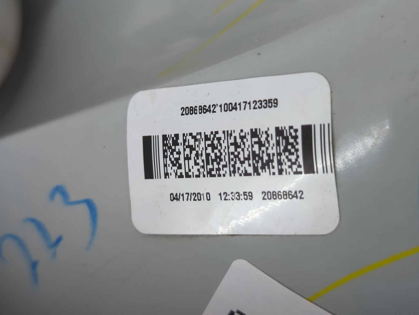 2005-2010 Chevrolet Cobalt Tail Light Assembly Passenger Right OEM P/N:20868642 100417123359 Fits OEM Used Auto Parts - Oemusedautoparts1.com