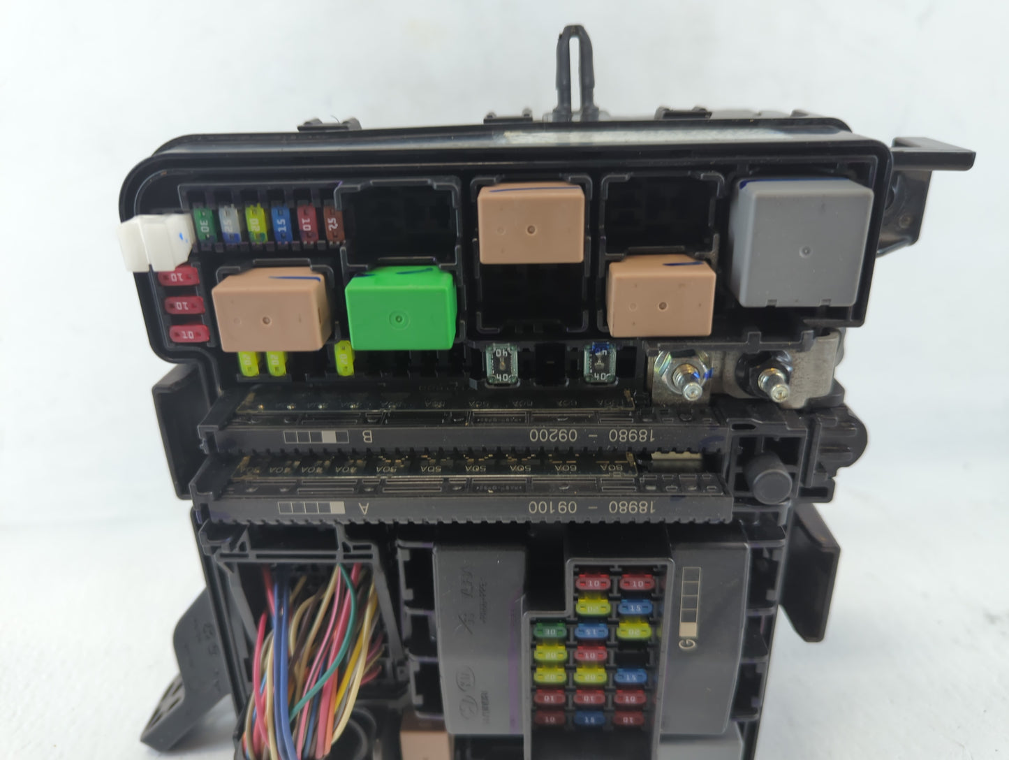 2018-2019 Hyundai Sonata Fusebox Fuse Box Panel Relay Module P/N:6423-0102-7-000 Fits Fits 2018 2019 OEM Used Auto Parts - Oemusedautoparts1.com