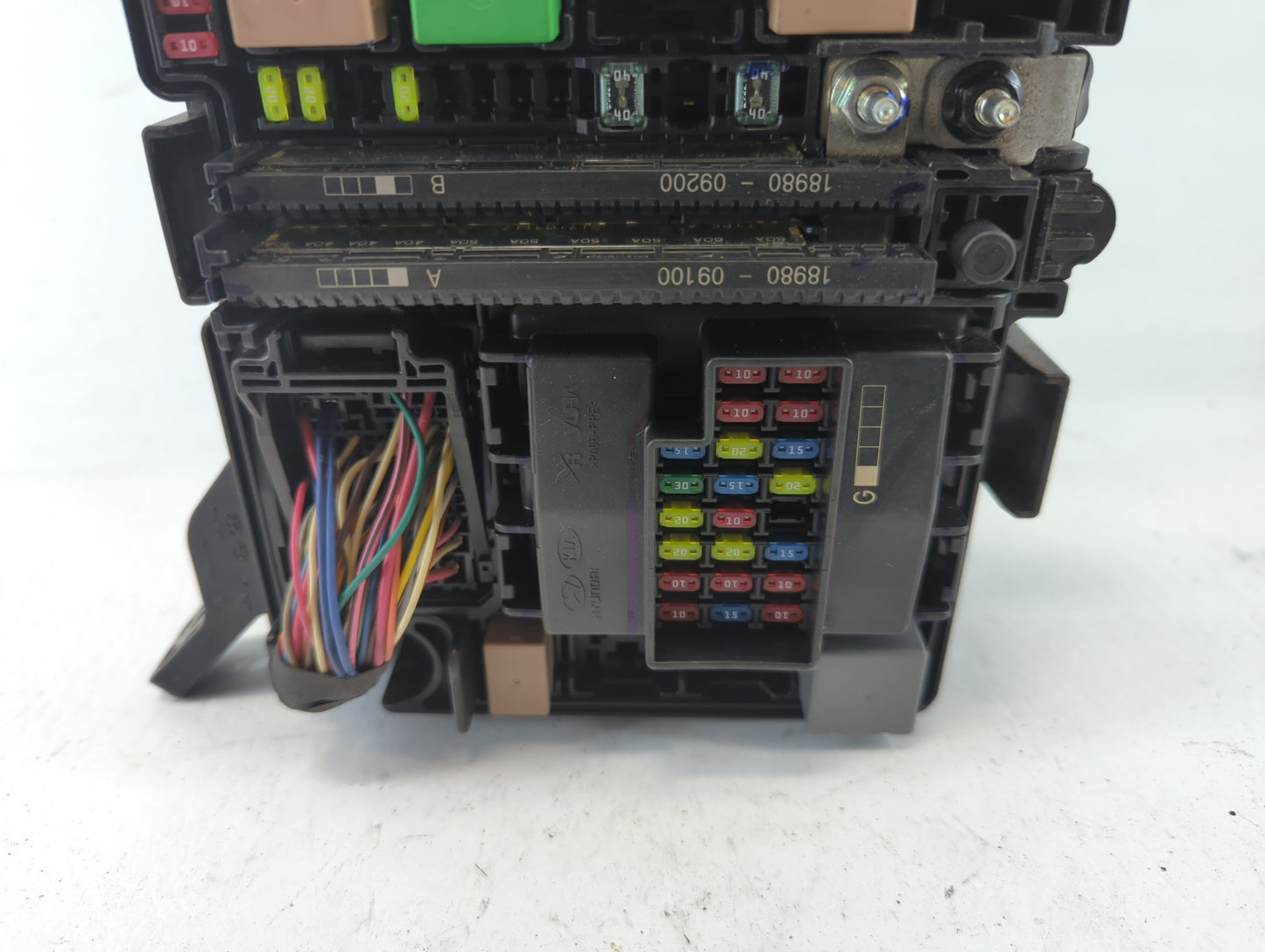 2018-2019 Hyundai Sonata Fusebox Fuse Box Panel Relay Module P/N:6423-0102-7-000 Fits Fits 2018 2019 OEM Used Auto Parts - Oemusedautoparts1.com