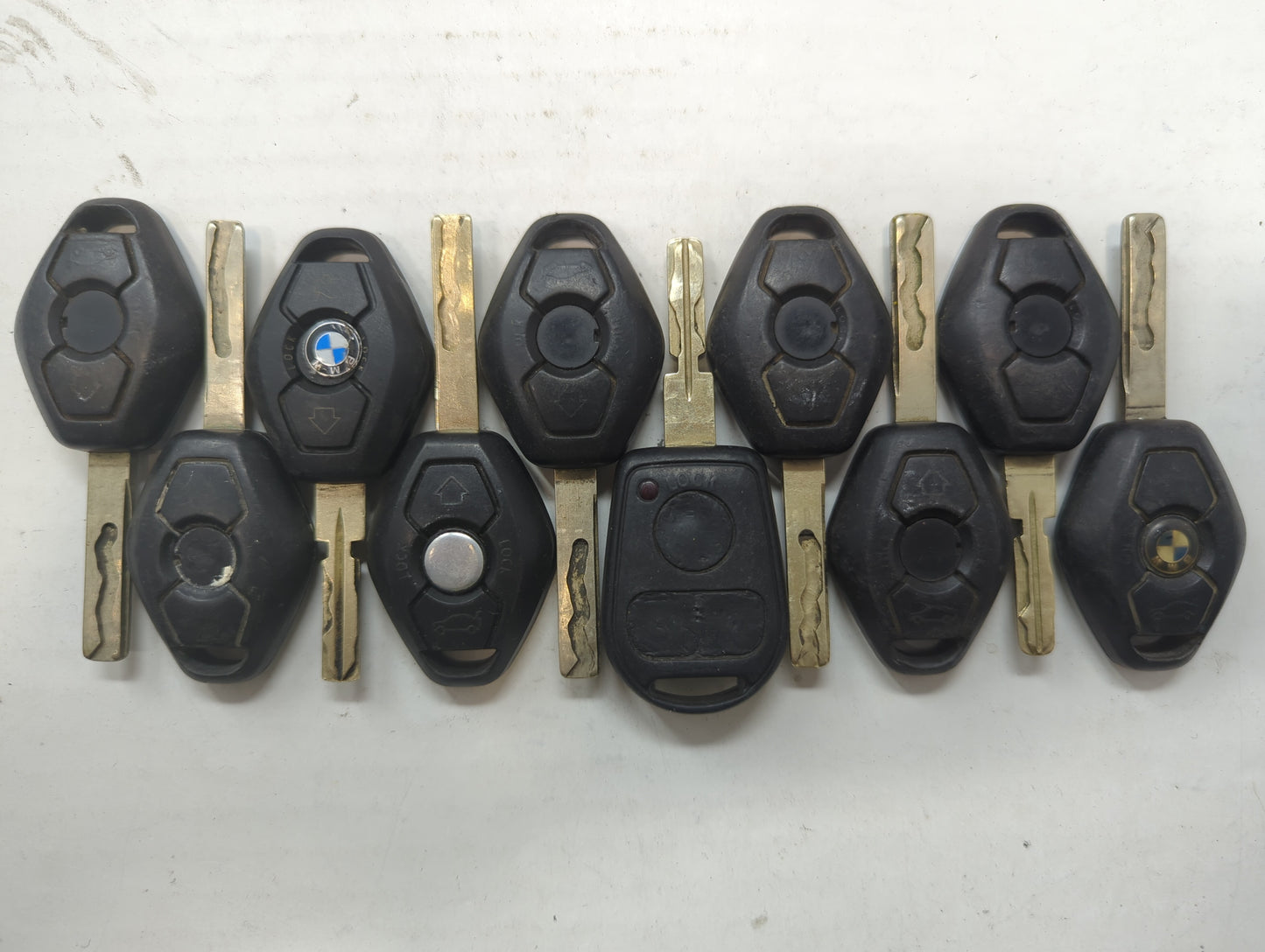 Lot of 10 Bmw Keyless Entry Remote Fob LX8-FZV | LX8 FZV | LX8FZV - Oemusedautoparts1.com