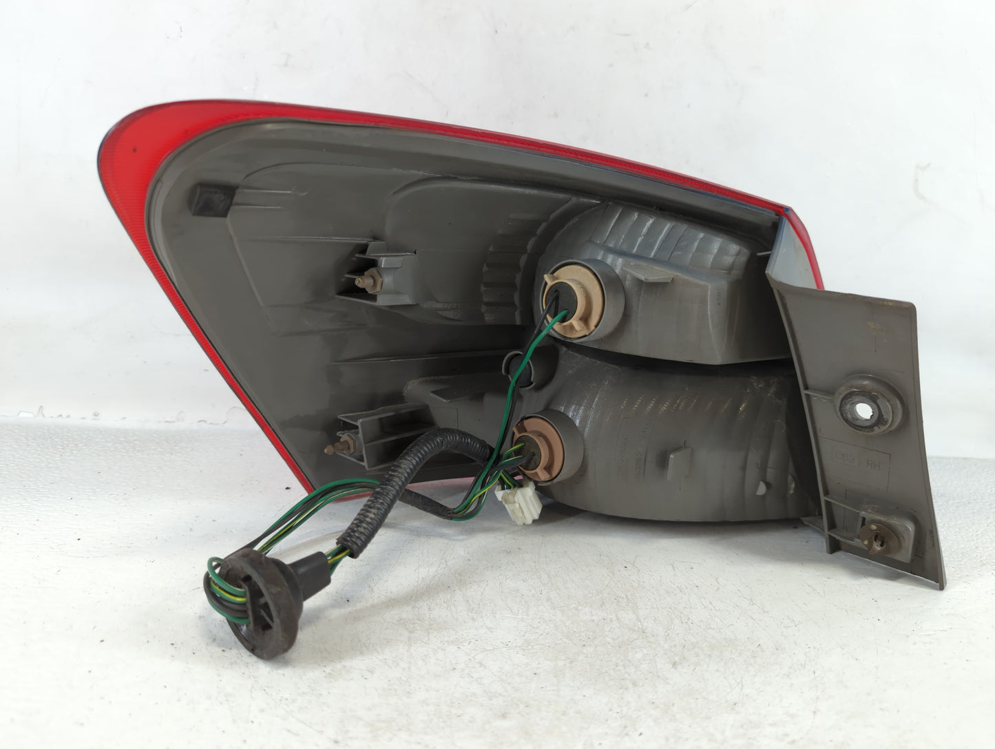 2008-2015 Nissan Rogue Tail Light Assembly Passenger Right OEM Fits Fits 2008 2009 2010 2011 2012 2013 2014 2015 OEM Used Auto Parts - Oemusedautoparts1.com