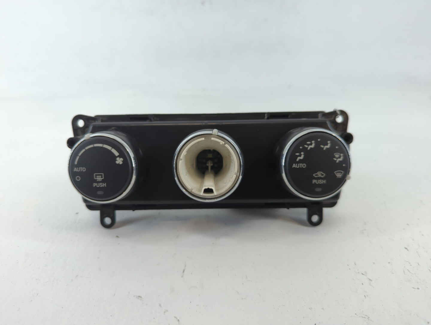 2007 Chrysler Sebring Climate Control Module Temperature AC/Heater Replacement P/N:P05058269AF Fits OEM Used Auto Parts - Oemusedautoparts1.com