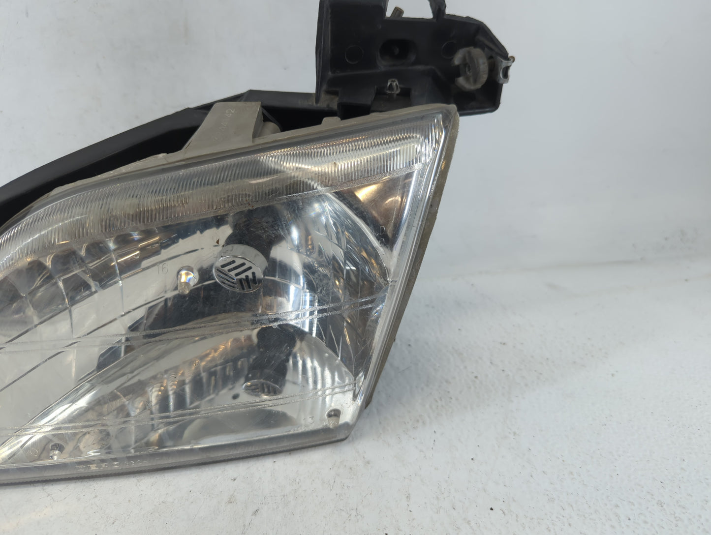 2002-2005 Mercury Mountaineer Driver Left Oem Head Light Headlight Lamp - Oemusedautoparts1.com