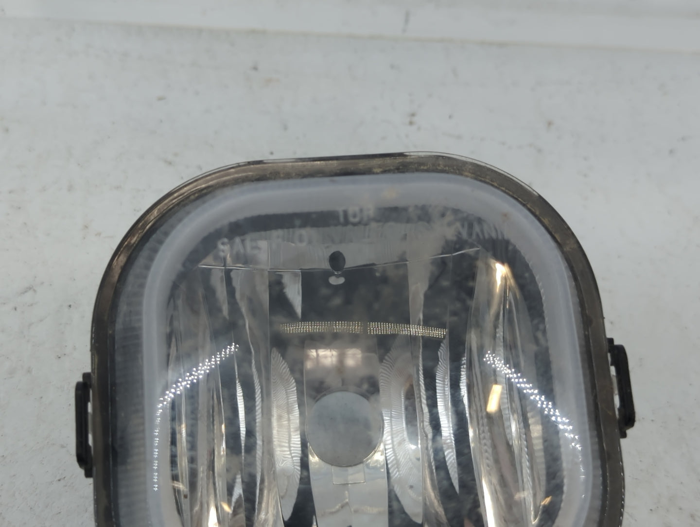 2011-2016 Ford F-350 Super Duty Driver Left Oem Fog Light Lamp - Oemusedautoparts1.com