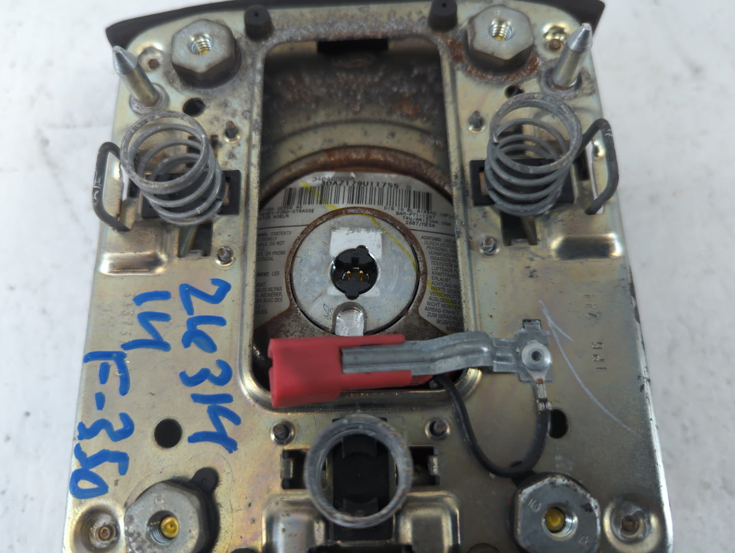 2014 Ford F-250 Super Duty Air Bag Driver Left Steering Wheel Mounted P/N:8C3425043B1BAB35B8 Fits OEM Used Auto Parts - Oemusedautoparts1.com