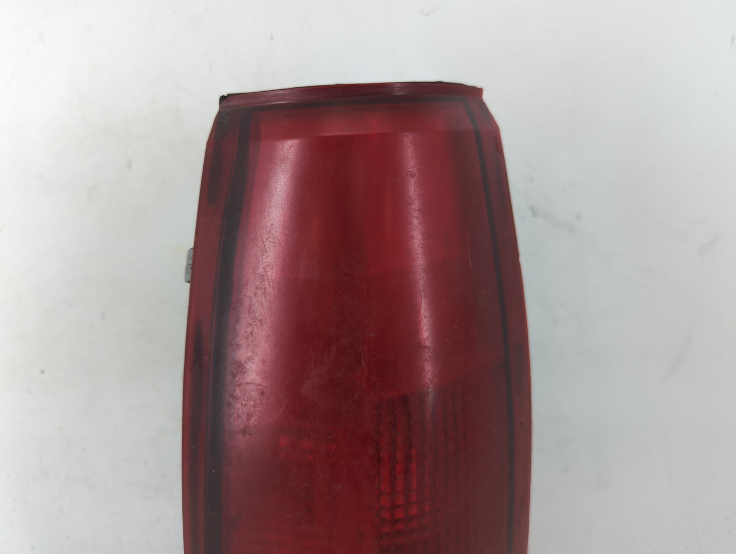 1991 Pontiac Sunbird Tail Light Assembly Driver Left OEM P/N:16508821 16506949 Fits OEM Used Auto Parts - Oemusedautoparts1.com
