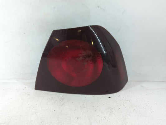 2002-2004 Chevrolet Impala Tail Light Assembly Passenger Right OEM P/N:16525262 Fits Fits 2002 2003 2004 OEM Used Auto Parts - Oemusedautoparts1.com