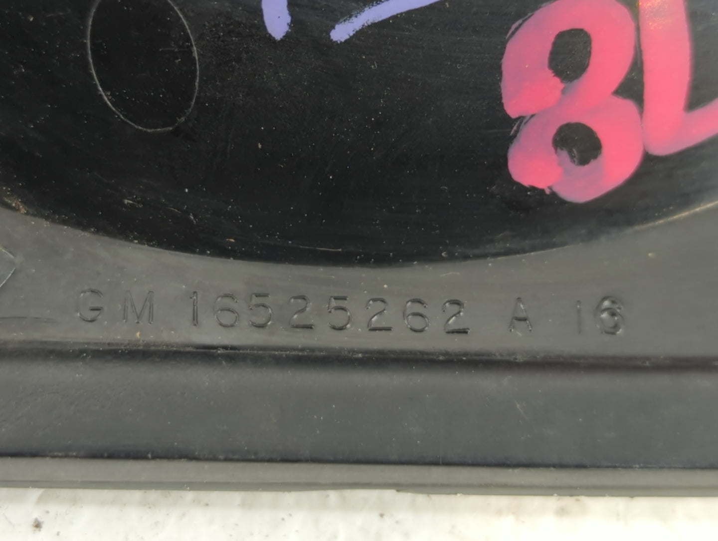 2002-2004 Chevrolet Impala Tail Light Assembly Passenger Right OEM P/N:16525262 Fits Fits 2002 2003 2004 OEM Used Auto Parts - Oemusedautoparts1.com