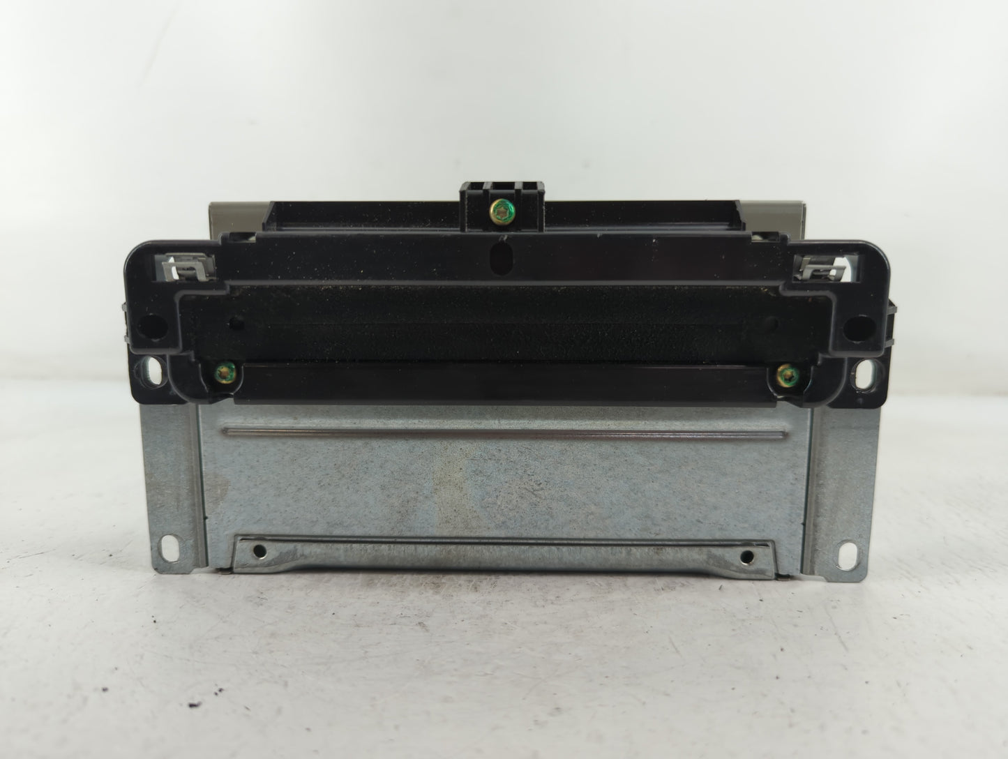 2018-2020 Dodge Journey Radio AM FM Cd Player Receiver Replacement P/N:P68209665AD Fits Fits 2018 2019 2020 OEM Used Auto Parts - Oemusedautoparts1.com