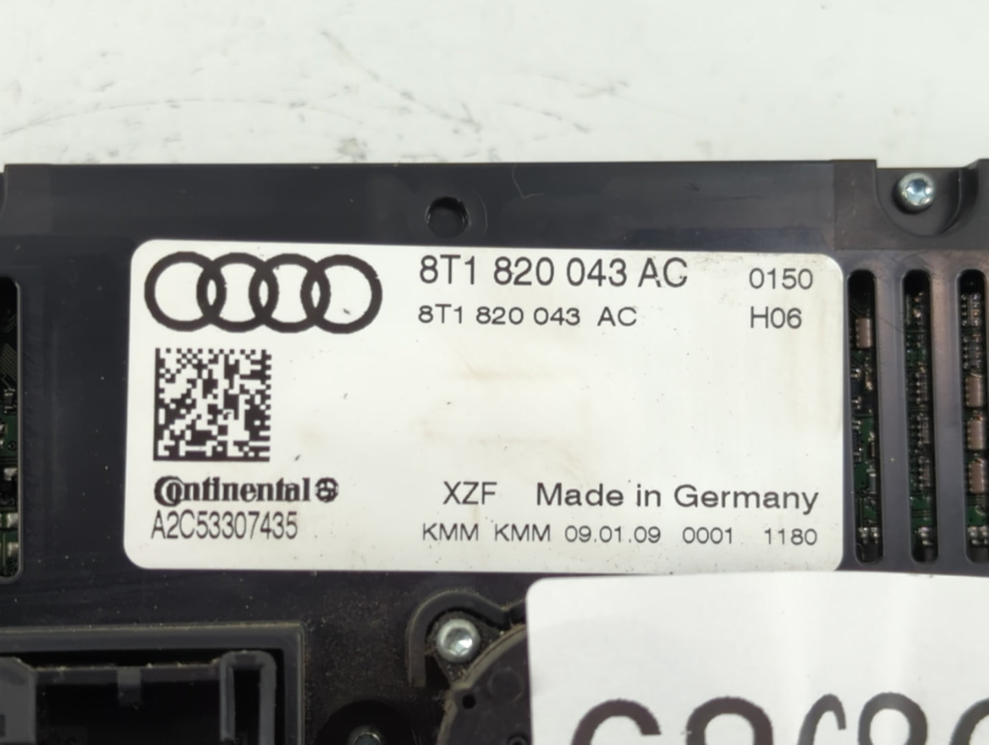 2009-2012 Audi A4 Climate Control Module Temperature AC/Heater Replacement P/N:8T1 820 043 AC Fits OEM Used Auto Parts - Oemusedautoparts1.com