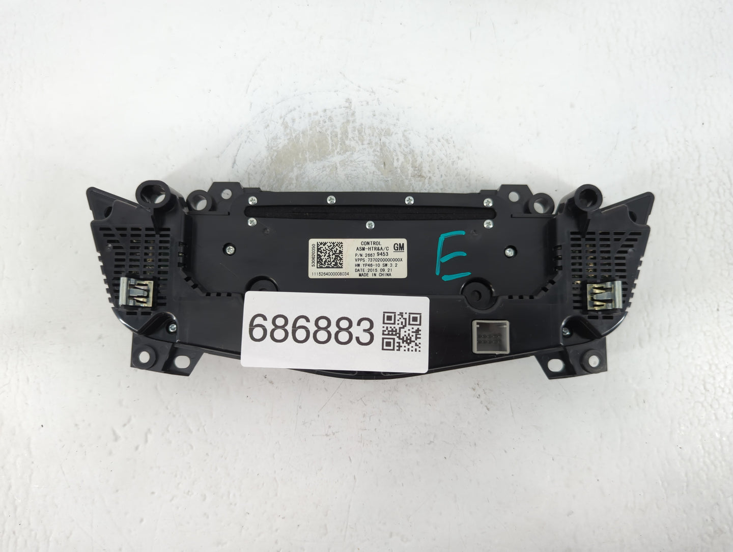 2014-2016 Buick Lacrosse Climate Control Module Temperature AC/Heater Replacement P/N:26679453 Fits Fits 2014 2015 2016 OEM Used Auto Parts - Oemusedautoparts1.com