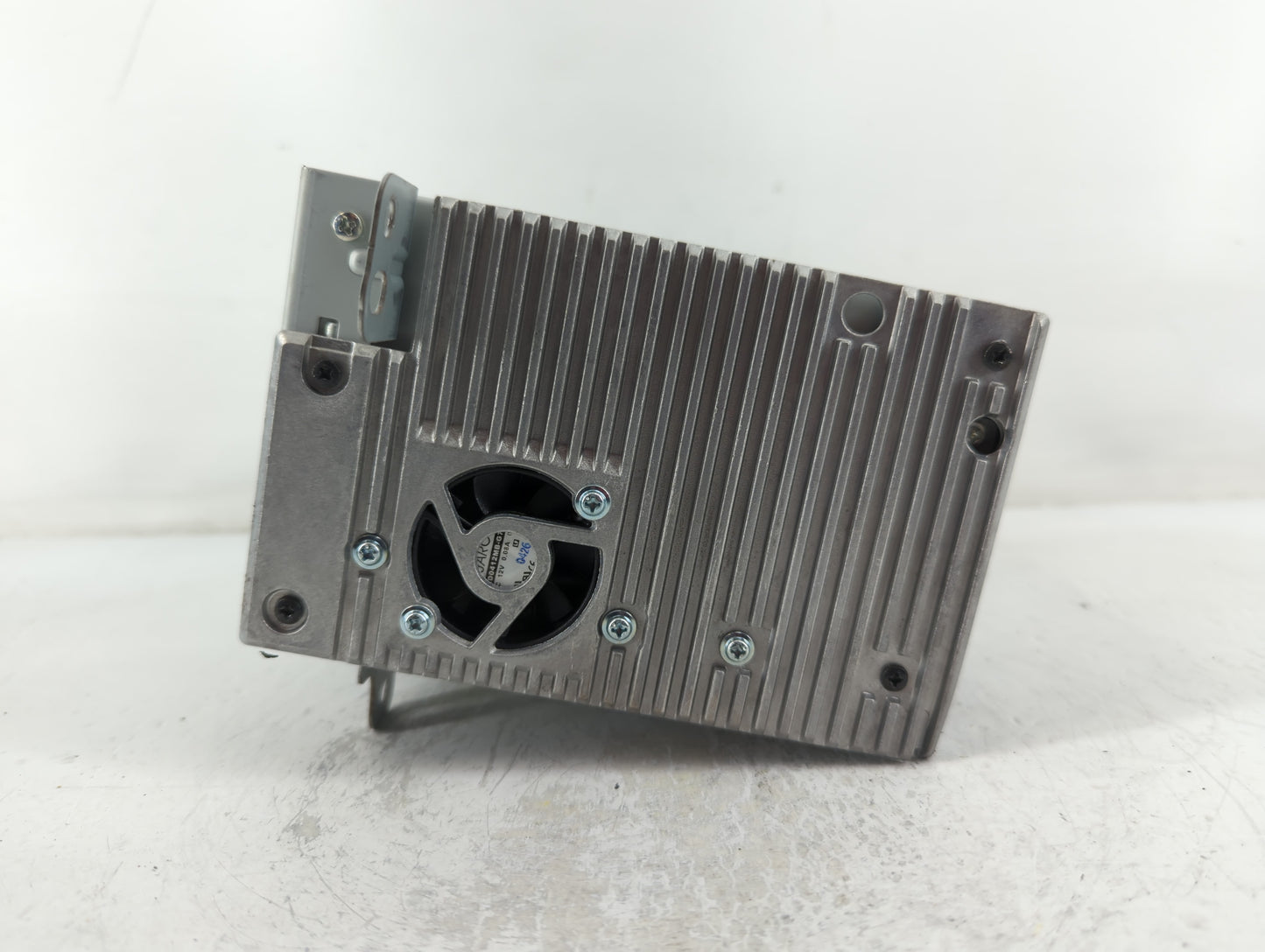 2010-2012 Cadillac Srx Radio AM FM Cd Player Receiver Replacement P/N:20907419 Fits Fits 2010 2011 2012 OEM Used Auto Parts - Oemusedautoparts1.com