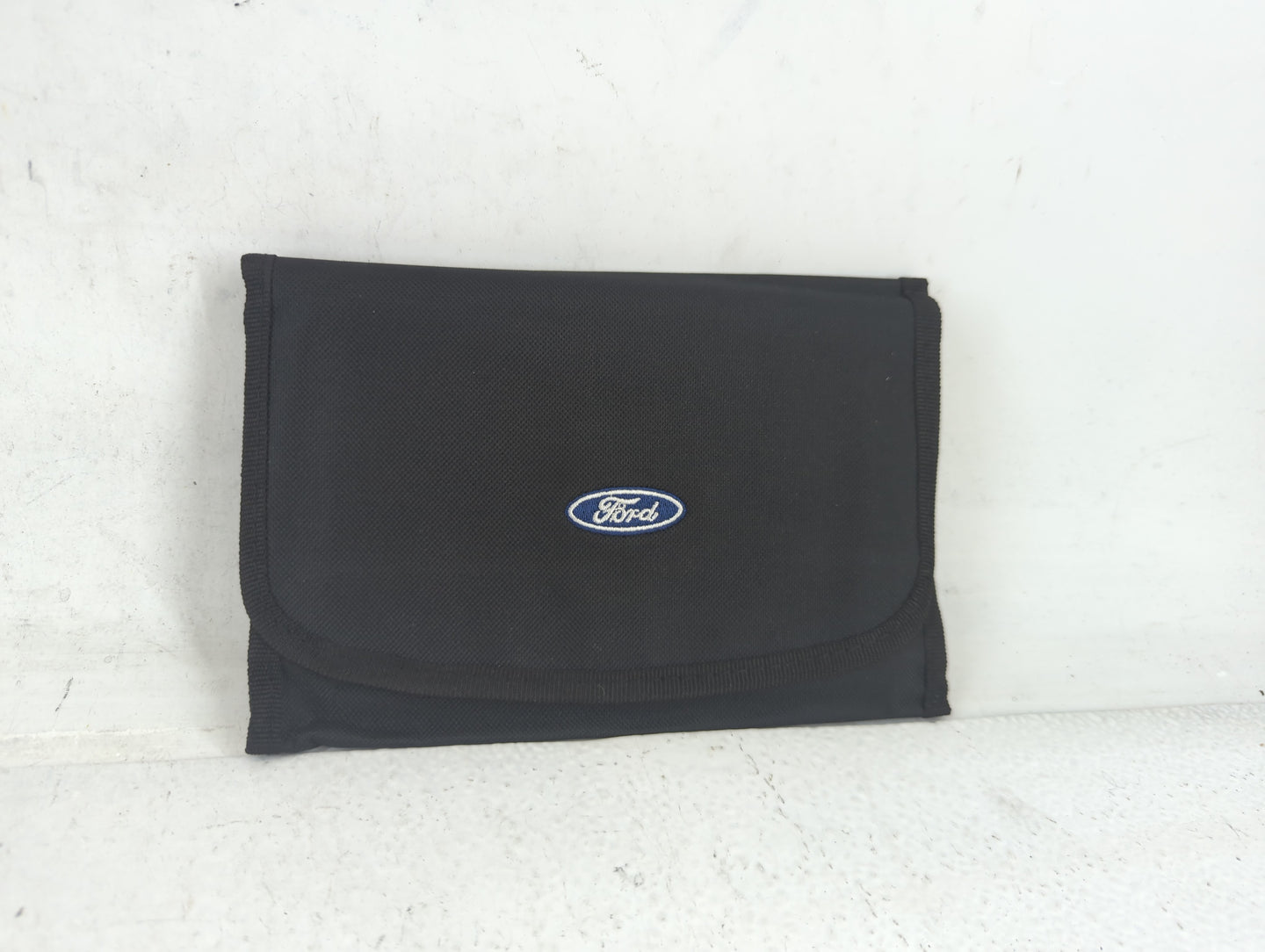 2014 Ford Fusion Owners Manual Book Guide P/N:EE5J19A321 AA OEM Used Auto Parts - Oemusedautoparts1.com