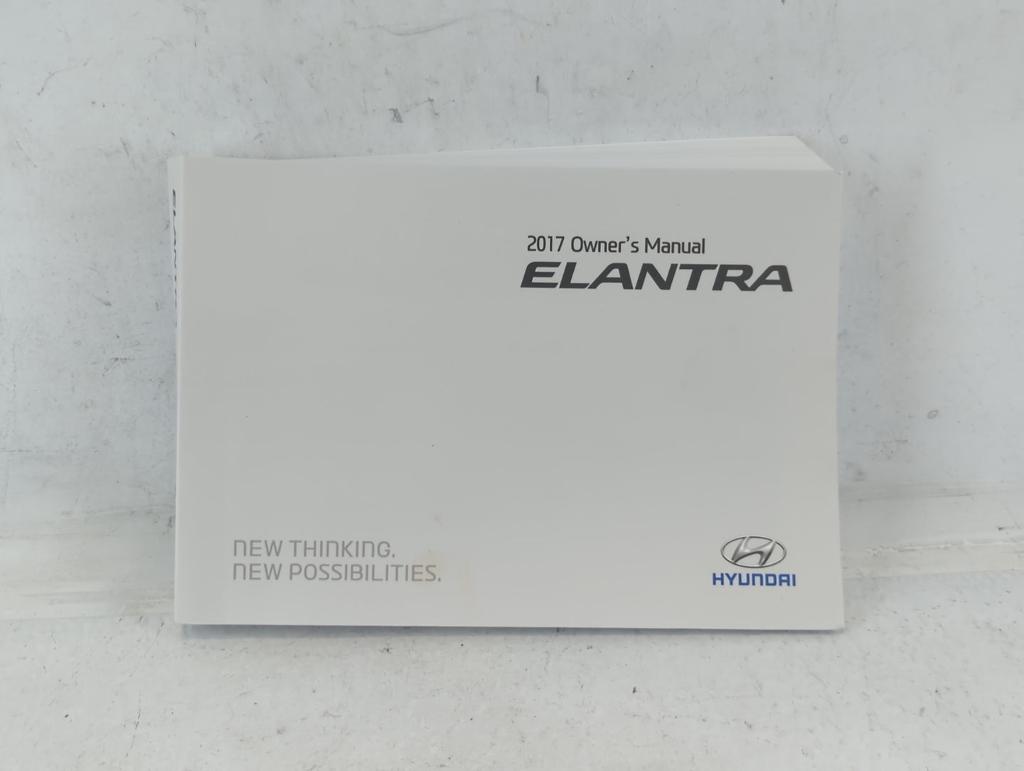 2017 Hyundai Elantra Owners Manual Book Guide P/N:HF30-EU64D OEM Used Auto Parts - Oemusedautoparts1.com