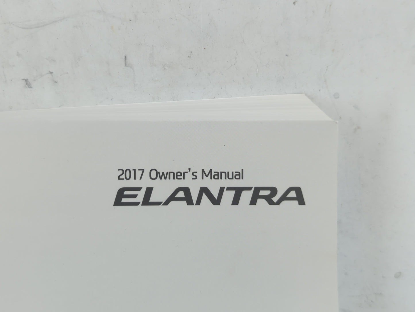 2017 Hyundai Elantra Owners Manual Book Guide P/N:HF30-EU64D OEM Used Auto Parts - Oemusedautoparts1.com