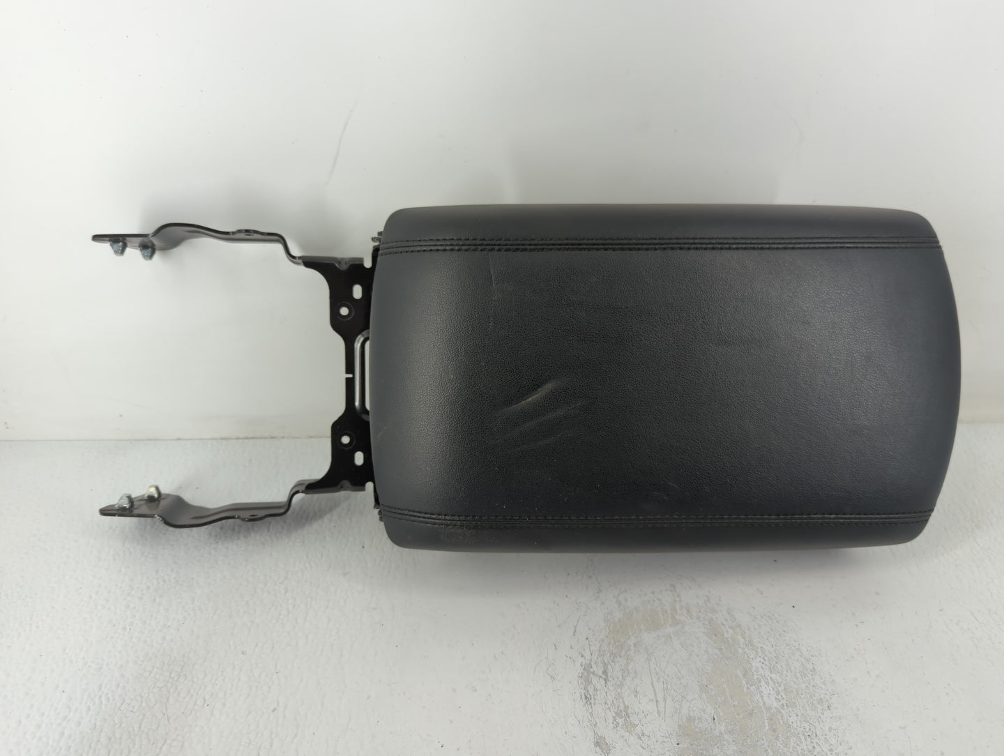 2018 Ford Edge Center Console Armrest Cover Lid Fits OEM Used Auto Parts - Oemusedautoparts1.com