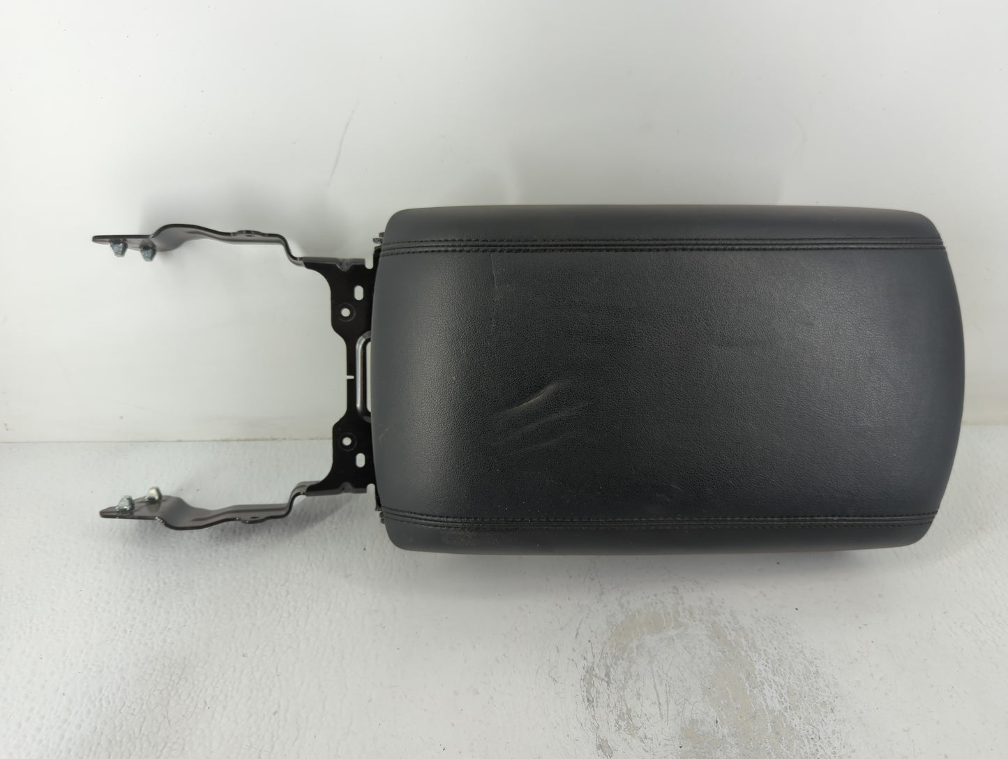2018 Ford Edge Center Console Armrest Cover Lid Fits OEM Used Auto Parts - Oemusedautoparts1.com