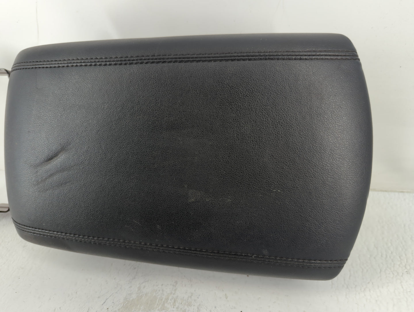 2018 Ford Edge Center Console Armrest Cover Lid Fits OEM Used Auto Parts - Oemusedautoparts1.com