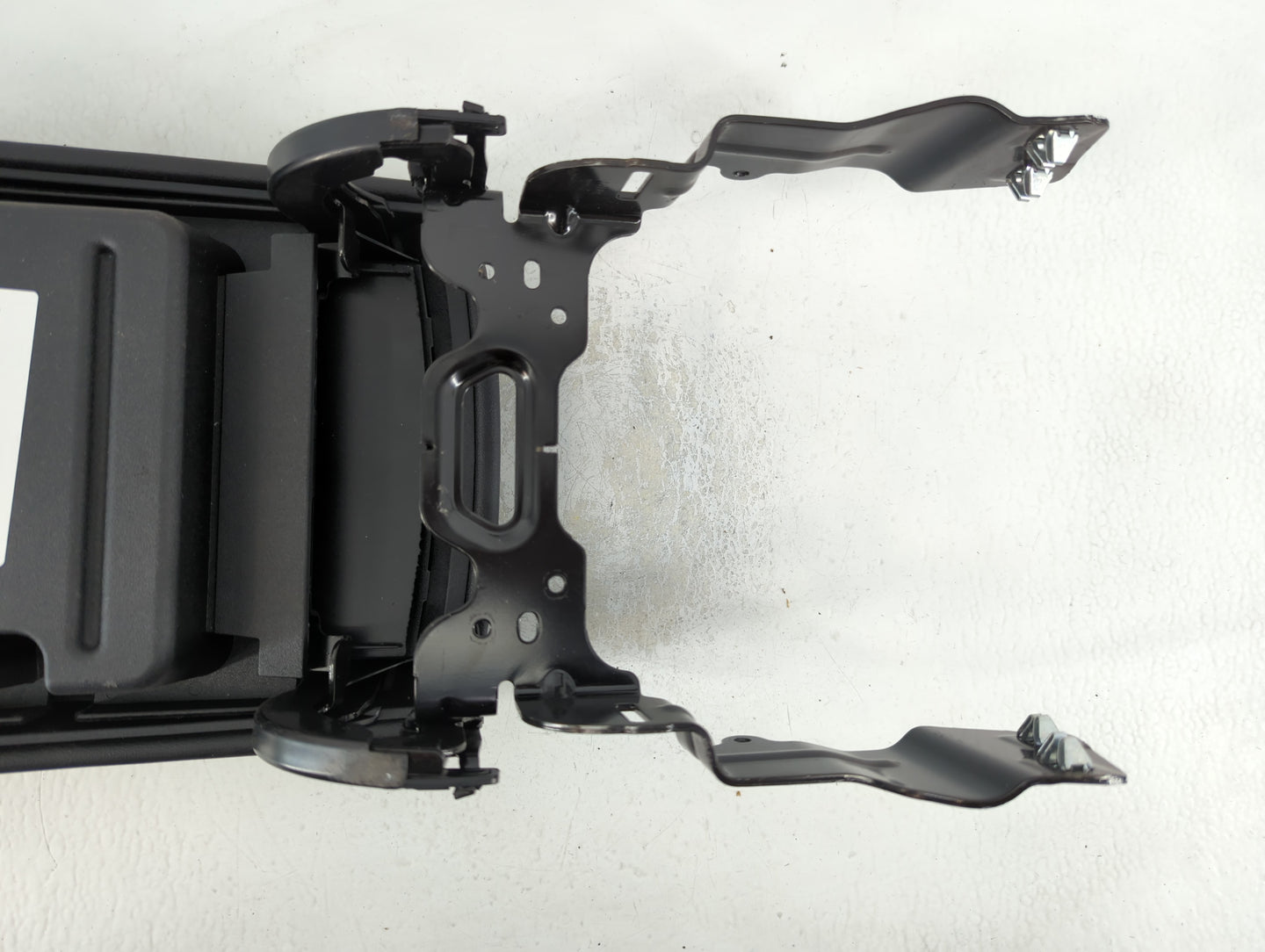 2018 Ford Edge Center Console Armrest Cover Lid Fits OEM Used Auto Parts - Oemusedautoparts1.com