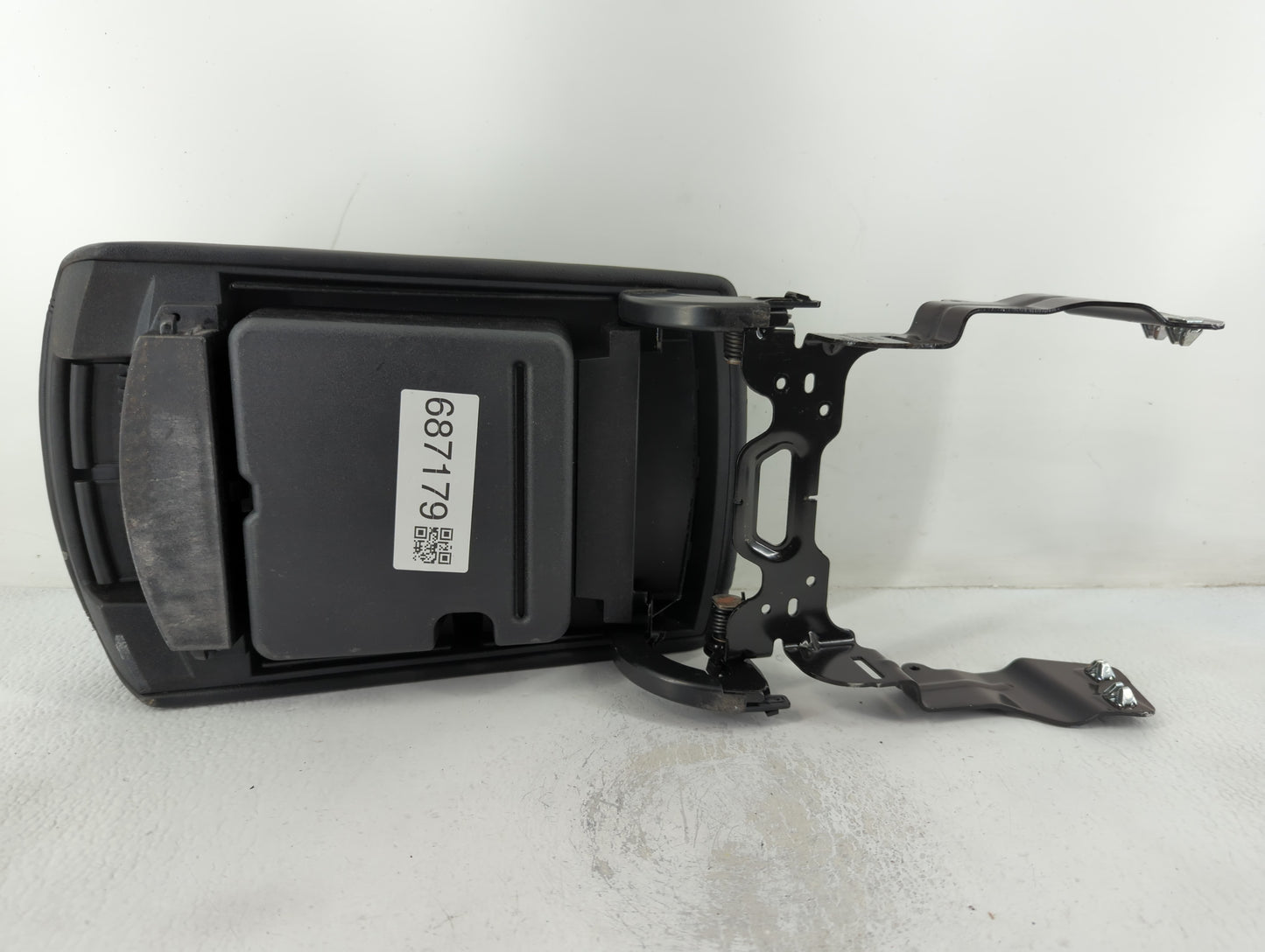 2018 Ford Edge Center Console Armrest Cover Lid Fits OEM Used Auto Parts - Oemusedautoparts1.com