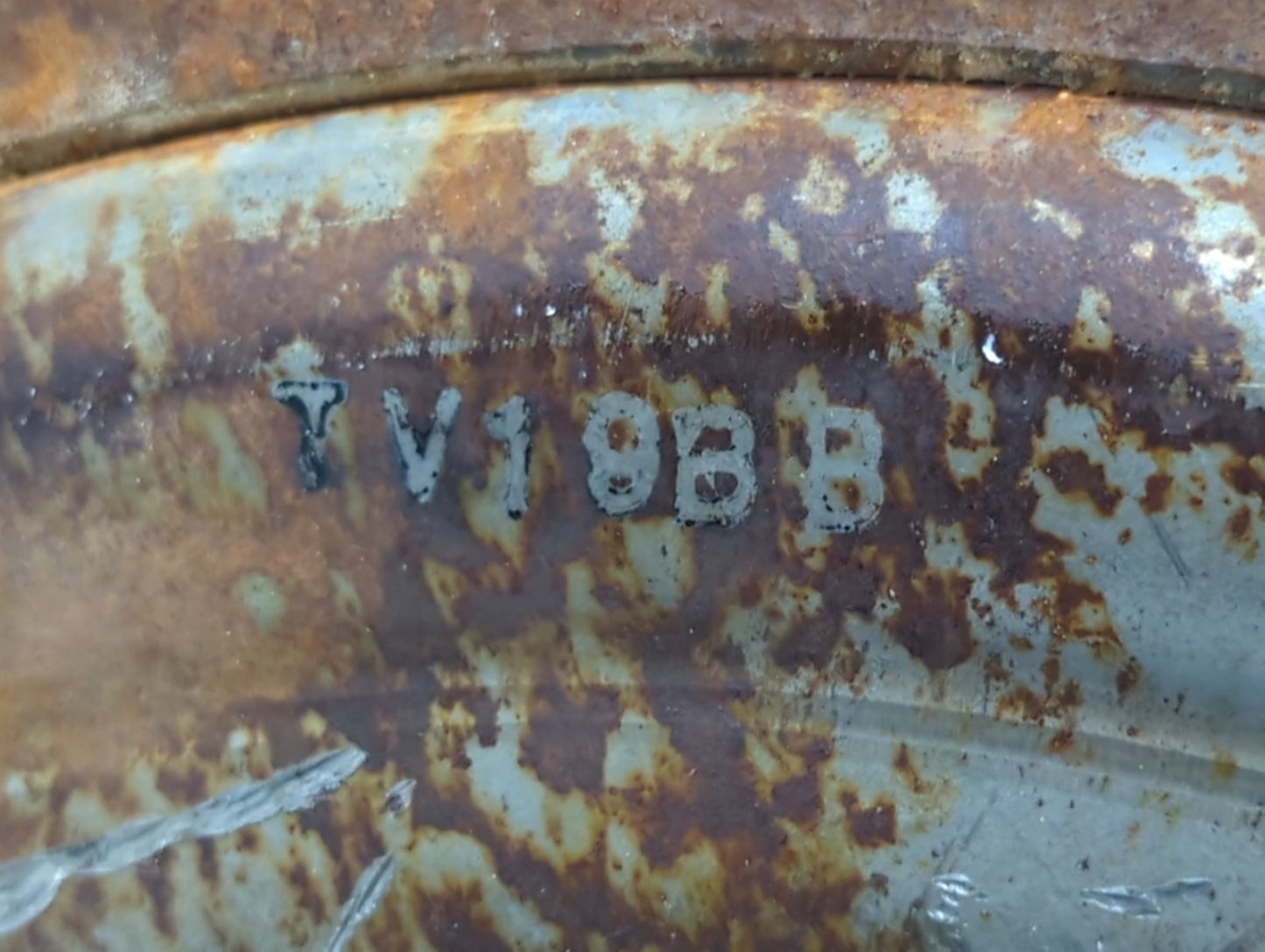 2001 Ford Focus Torque Converter Automatic Transmission OEM P/N:012650 MH012650, TV19BB, TV18BB, TX07XF, 81TX07XF Fits OEM Used Auto Parts - Oemusedautoparts1.com