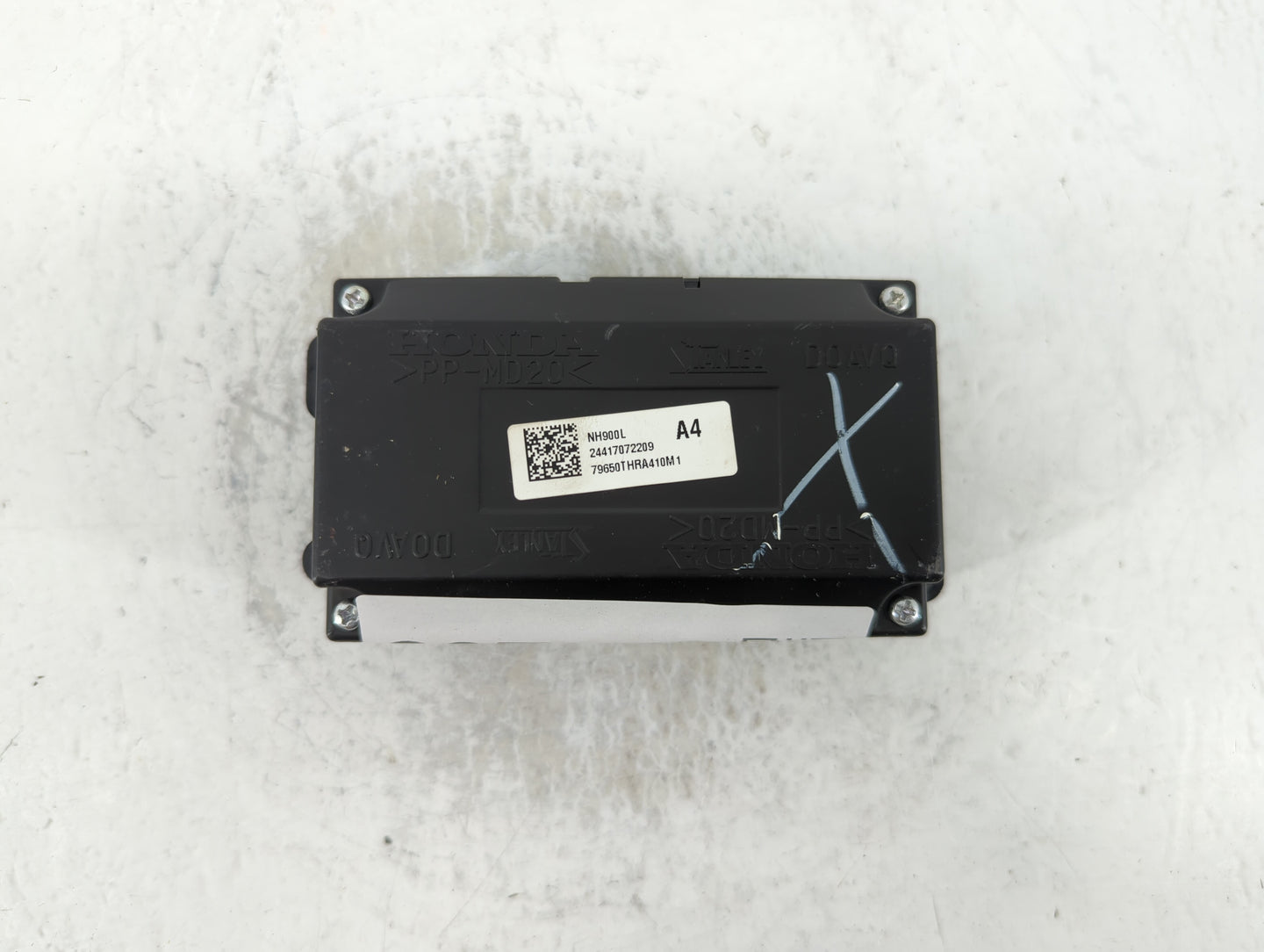 2018 Honda Odyssey Climate Control Module Temperature AC/Heater Replacement P/N:24417072209 NH900L Fits OEM Used Auto Parts - Oemusedautoparts1.com
