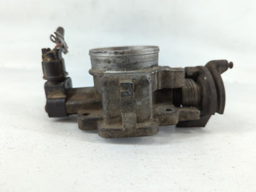 2001-2002 Mazda Tribute Throttle Body P/N:BA 0L07B F5RF 98989 Fits Fits 2001 2002 2003 OEM Used Auto Parts