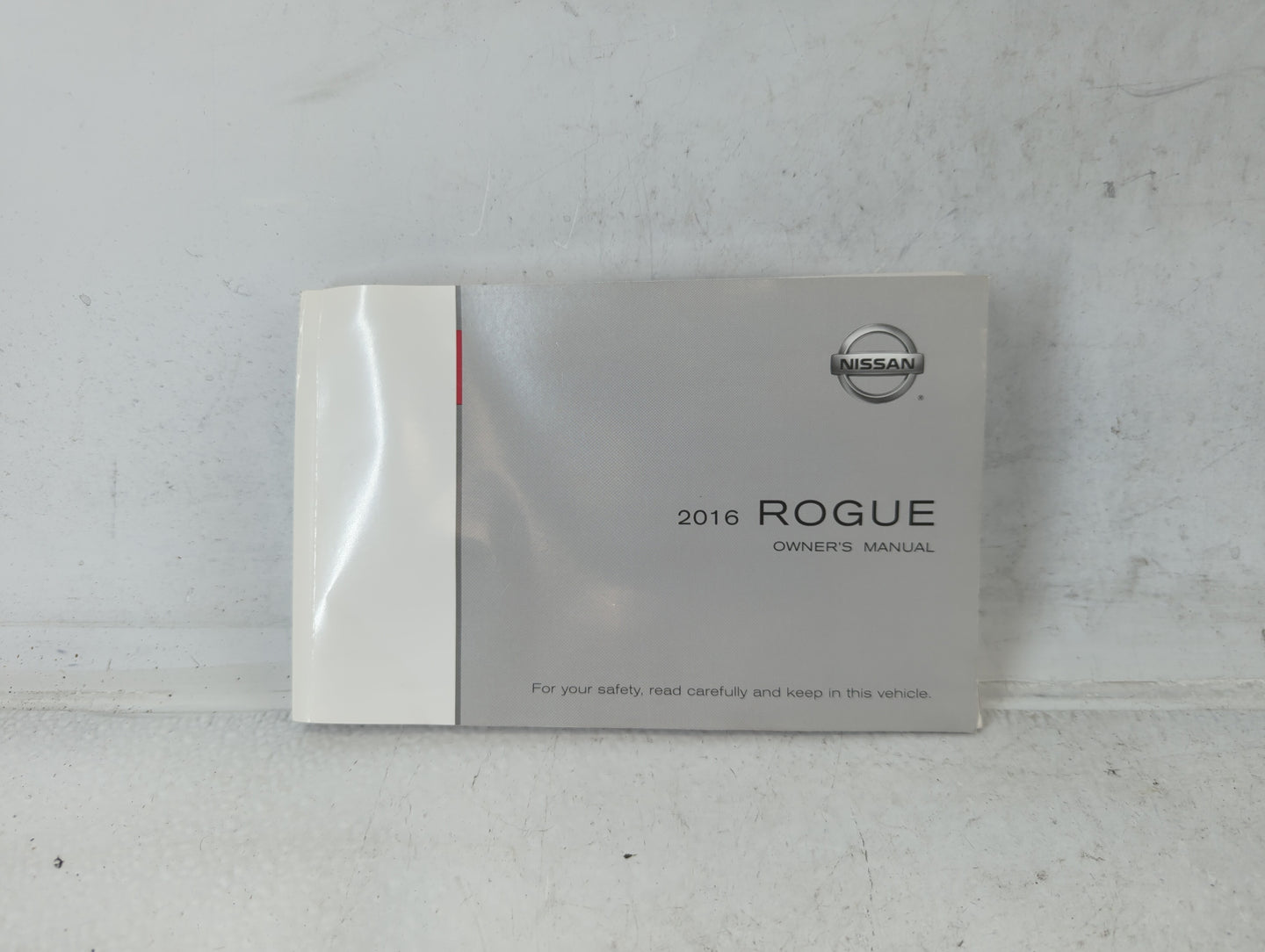 2016 Nissan Rogue Owners Manual Book Guide P/N:OM16EA OT32U1 OEM Used Auto Parts - Oemusedautoparts1.com