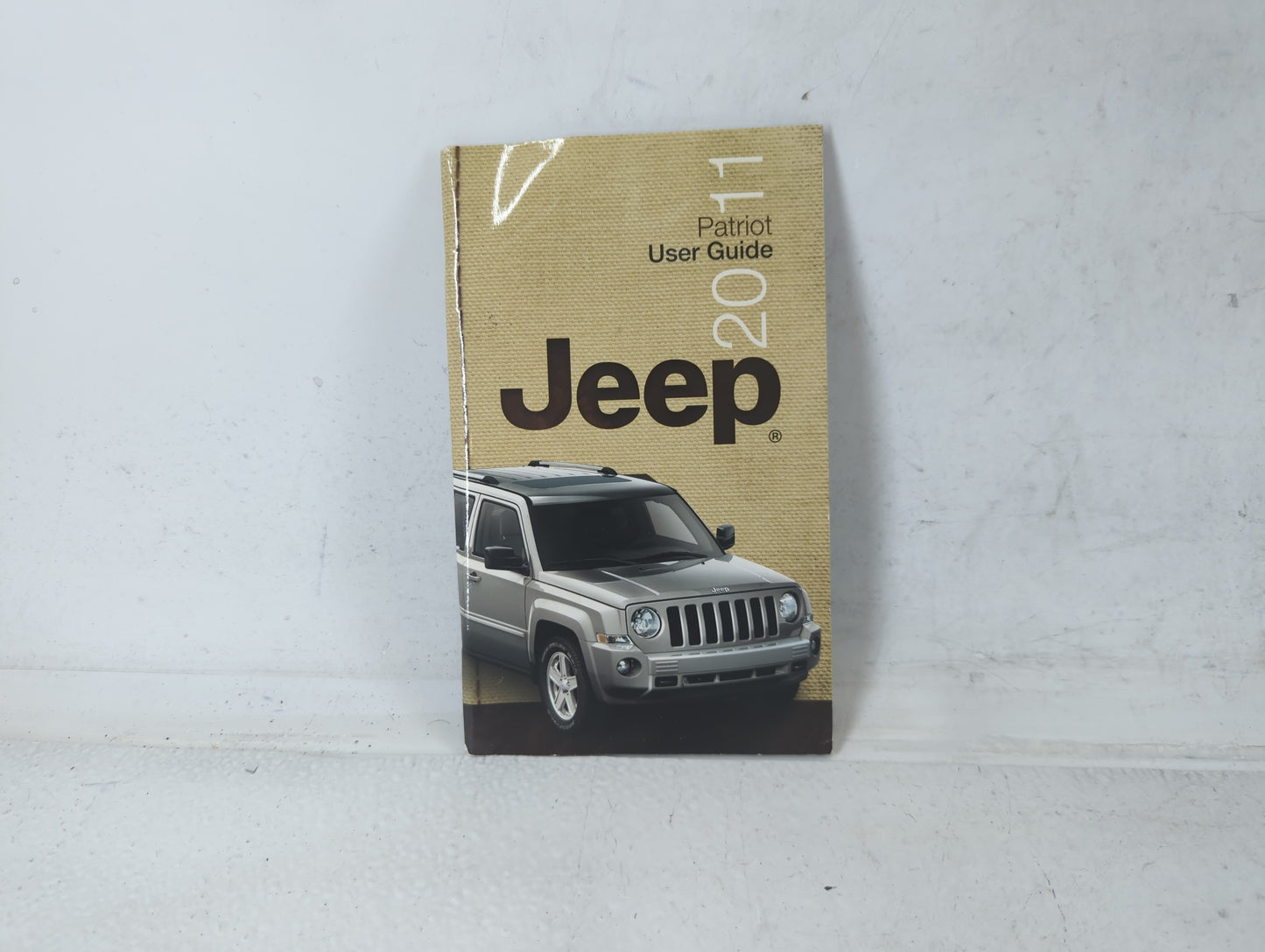 2011 Jeep Patriot Owners Manual Book Guide P/N:11MK74-926-AA OEM Used Auto Parts - Oemusedautoparts1.com