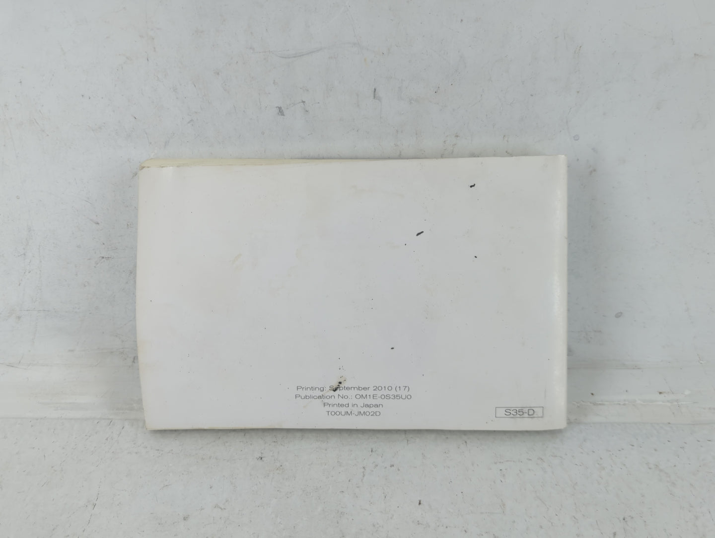 2011 Nissan Rogue Owners Manual Book Guide P/N:OM1E-0S35U0 OEM Used Auto Parts - Oemusedautoparts1.com