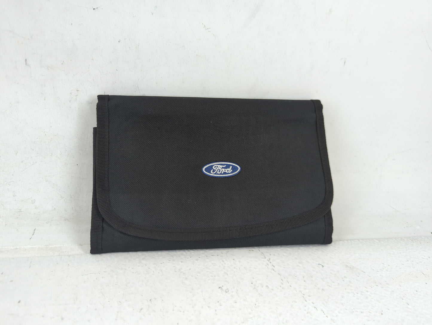 2014 Ford Fusion Owners Manual Book Guide P/N:EE5J19A321 AA OEM Used Auto Parts - Oemusedautoparts1.com