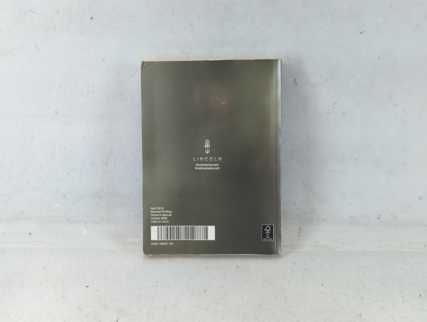 2013 Lincoln Mks Owners Manual Book Guide P/N:DA5J 19A321 AA OEM Used Auto Parts - Oemusedautoparts1.com