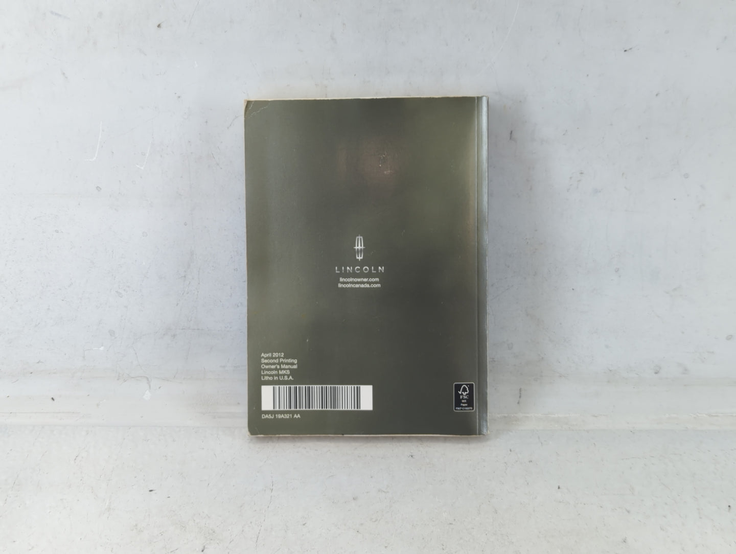 2013 Lincoln Mks Owners Manual Book Guide P/N:DA5J 19A321 AA OEM Used Auto Parts - Oemusedautoparts1.com