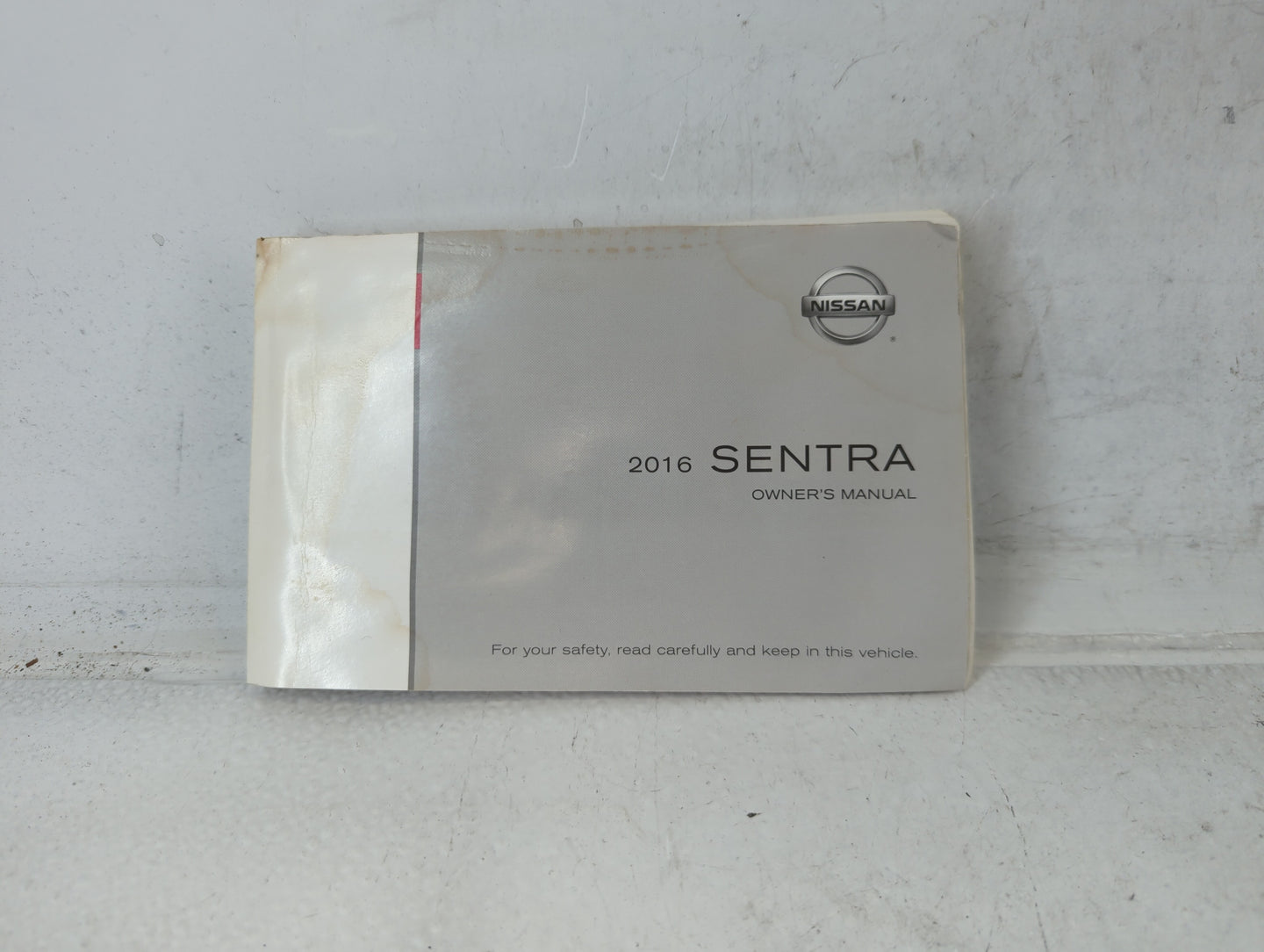 2016 Nissan Sentra Owners Manual Book Guide P/N:OM16EM 0B17U0 OEM Used Auto Parts - Oemusedautoparts1.com
