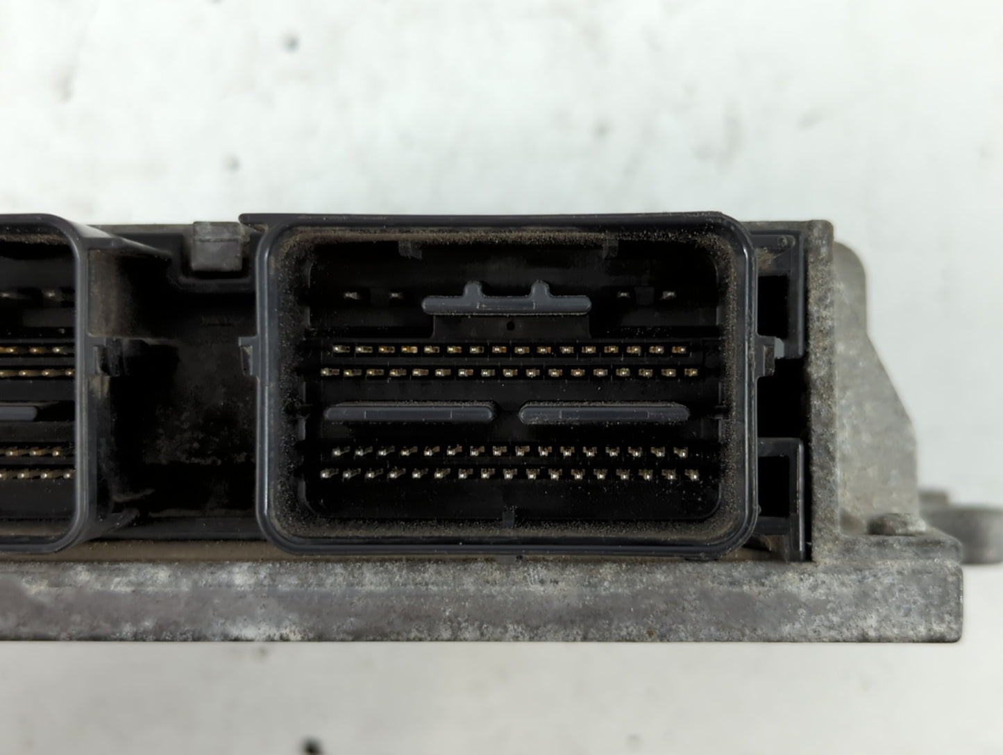 2013 Ford Fusion PCM Engine Control Computer ECU ECM PCU OEM P/N:DS7A-12A650-ACJ Fits OEM Used Auto Parts - Oemusedautoparts1.com