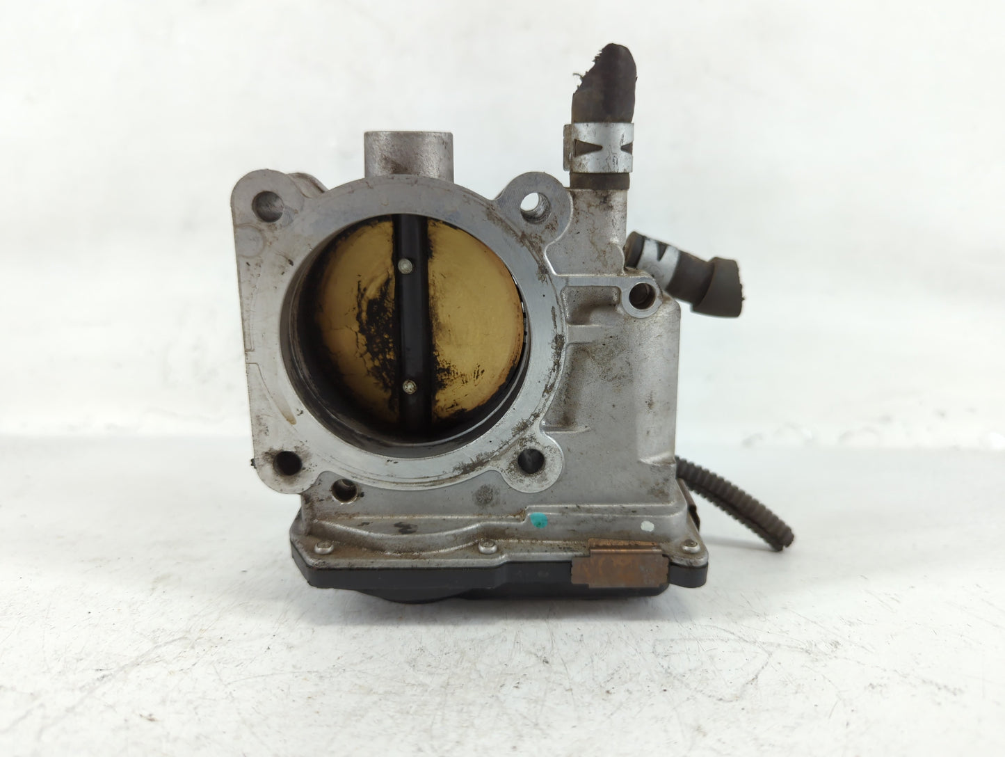 2004-2008 Toyota Solara Throttle Body P/N:6B1401485 22030-0A020 Fits Fits 2003 2004 2005 2006 2007 2008 2009 2010 OEM Used Auto Parts - Oemusedautoparts1.com