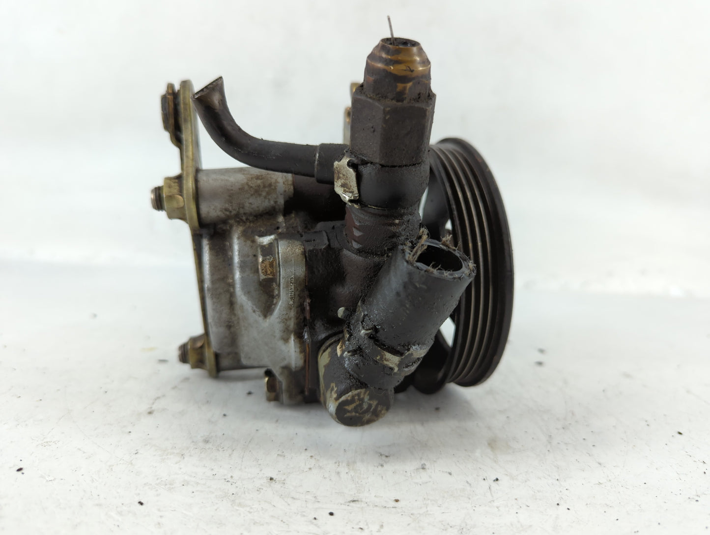 2007 Hyundai Tucson Brake Master Cylinder - Oemusedautoparts1.com