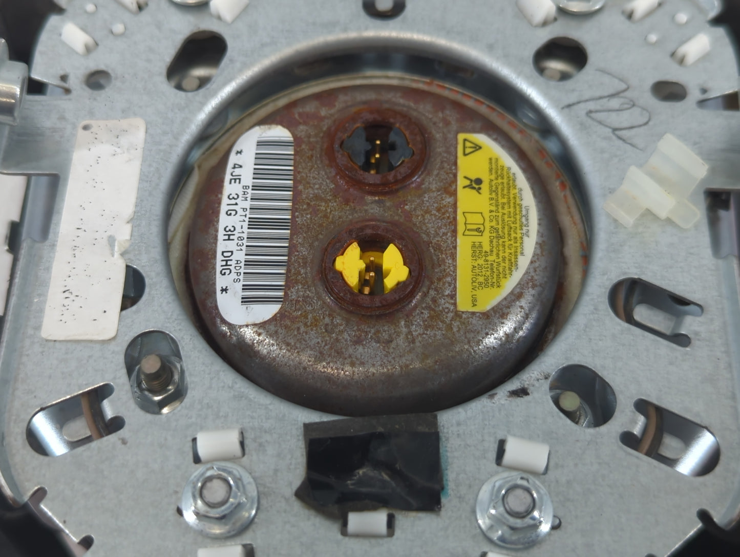 2020 Dodge Journey Air Bag Driver Left Steering Wheel Mounted P/N:P1SL29DX9AD Fits OEM Used Auto Parts - Oemusedautoparts1.com